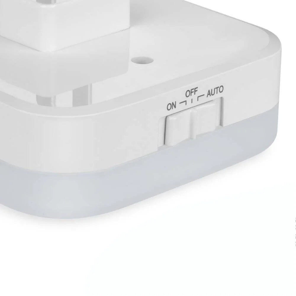 1 Pc LED Lamp Light Control Night Light with Double USB Bedside Charger Night Light with US Plug (White)